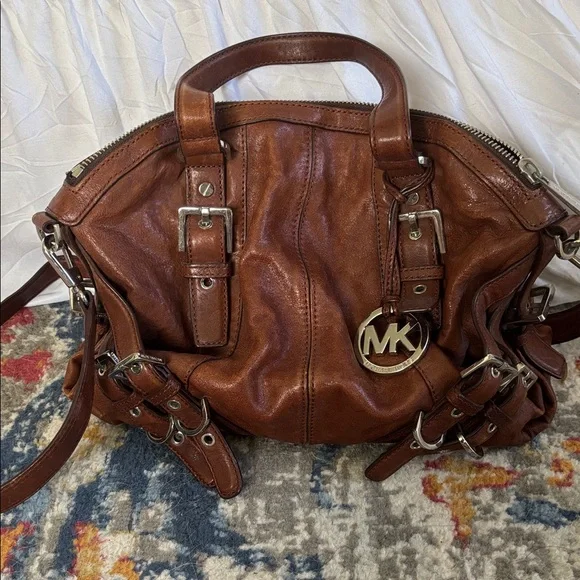 Michael Kors purse Milo Leather satchel - Picture 7 of 7